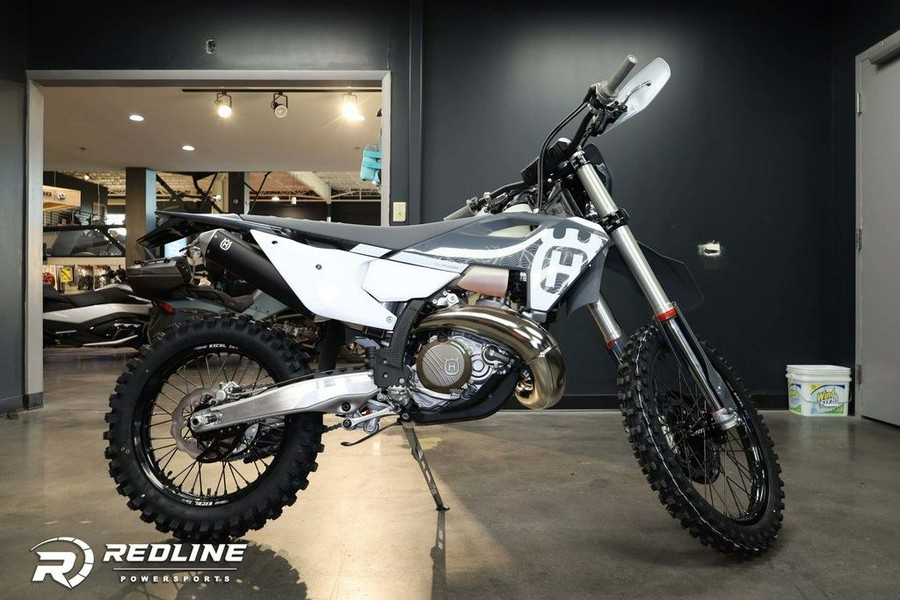 2024 Husqvarna® TE 300 Pro