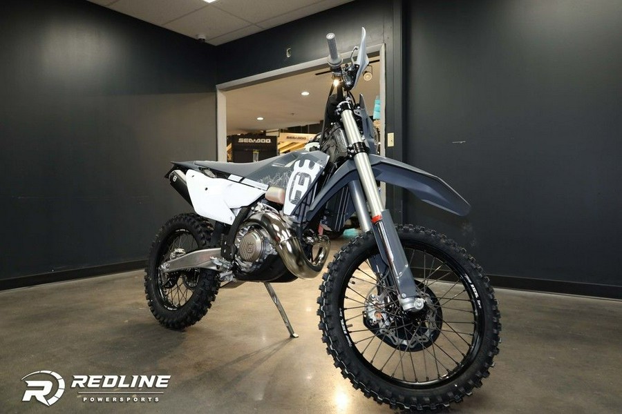 2024 Husqvarna® TE 300 Pro