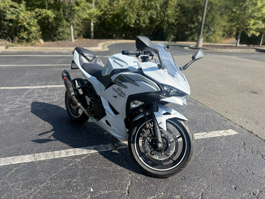 2024 Kawasaki EX500GRFAL