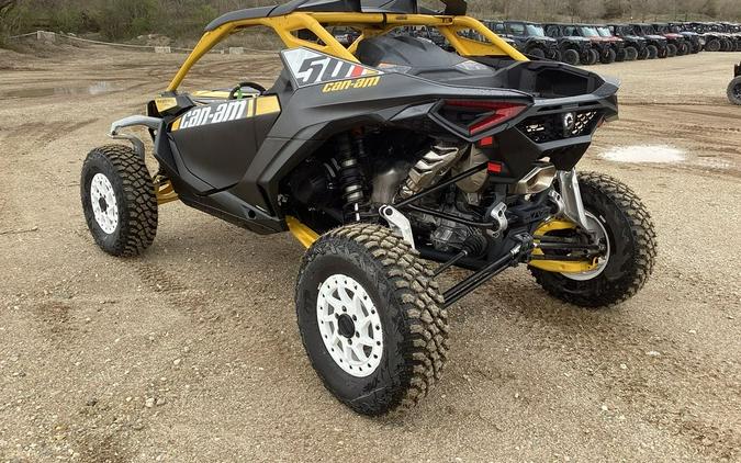 2024 Can-Am™ Maverick R X rs With SMART-SHOX