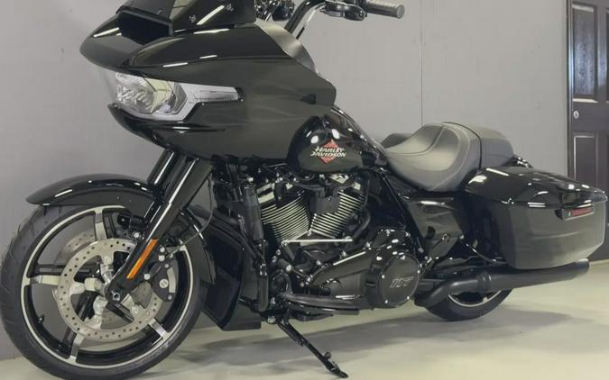 FLTRX 2025 Road Glide®