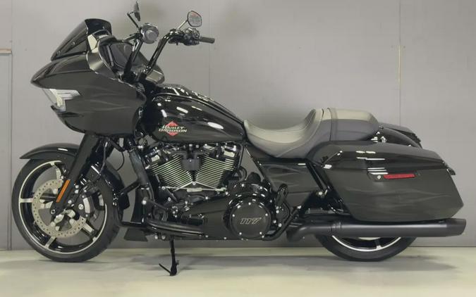 FLTRX 2025 Road Glide®