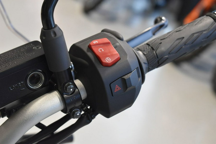 2024 Suzuki V-Strom 800