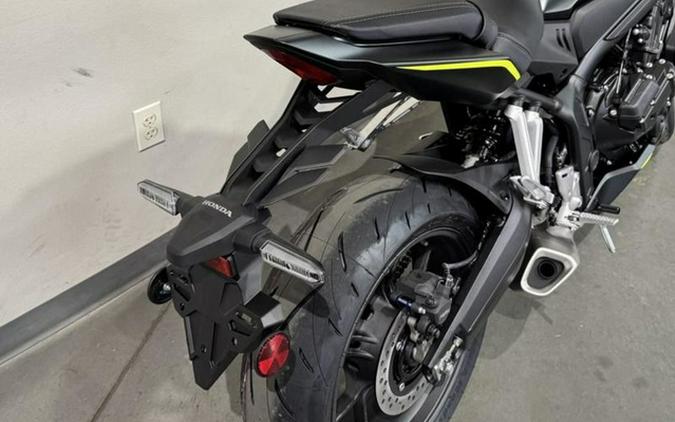 2026 Honda CBR650R E-Clutch