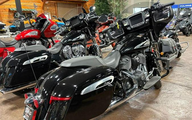 2024 Indian Motorcycle® Chieftain® Black Metallic