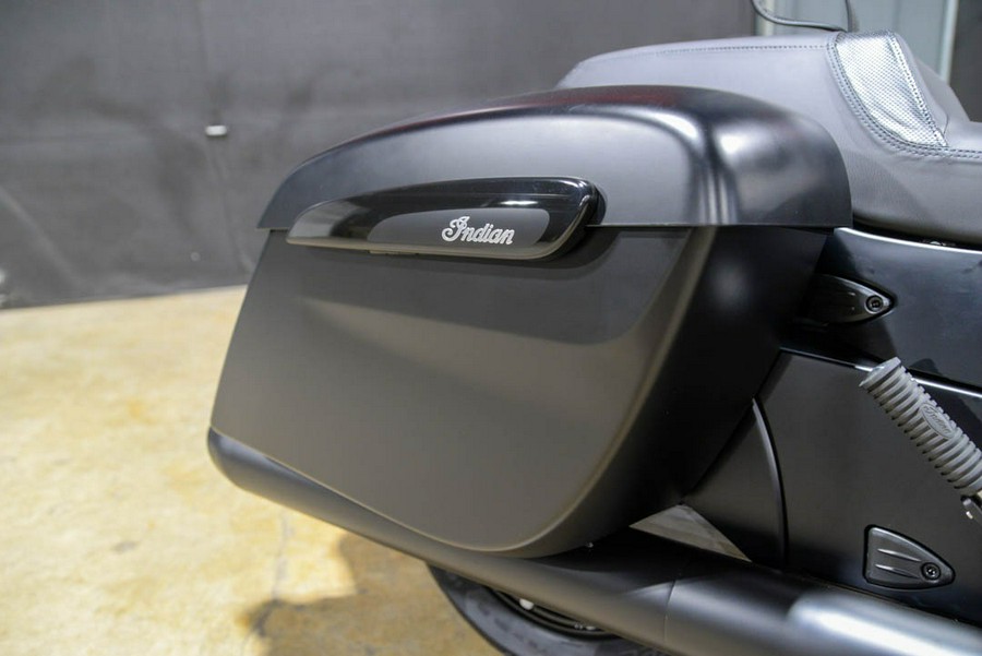 2026 Indian Motorcycle Springfield® Dark Horse®