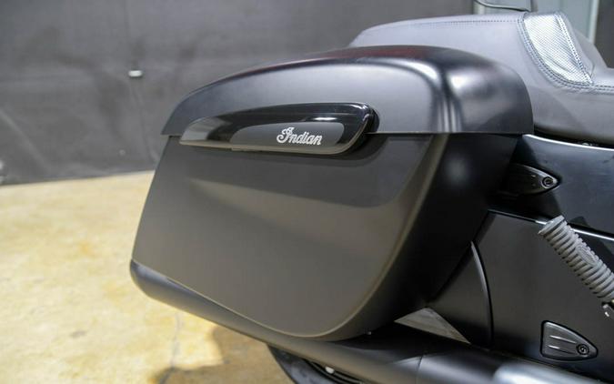 2026 Indian Motorcycle Springfield® Dark Horse®