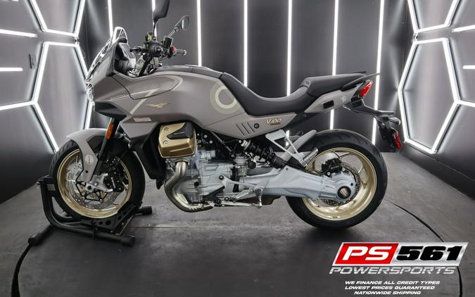 2023 Moto Guzzi V100 Mandello