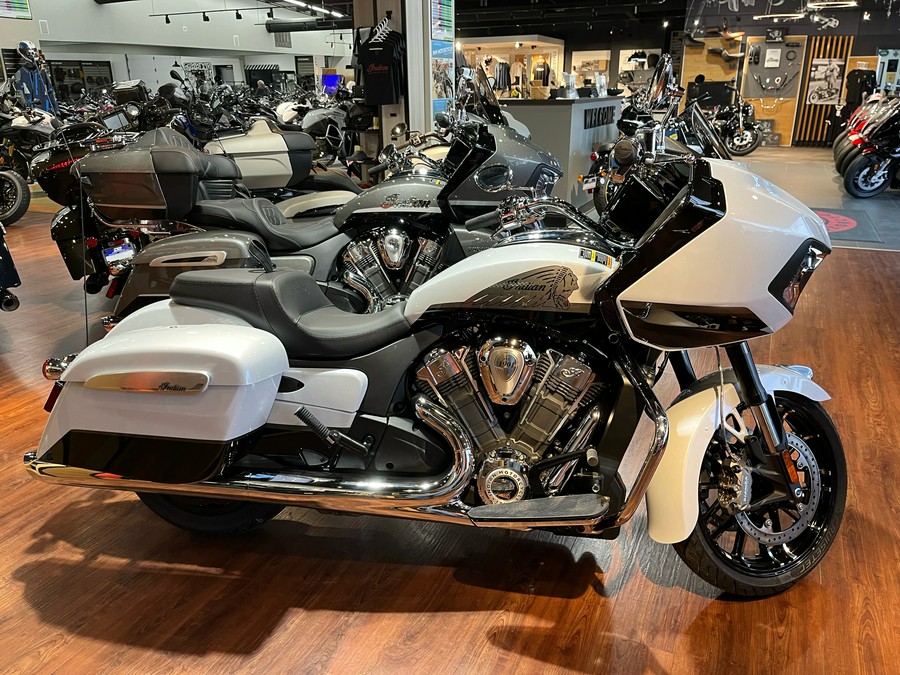 2024 Indian Motorcycle Challenger® Limited