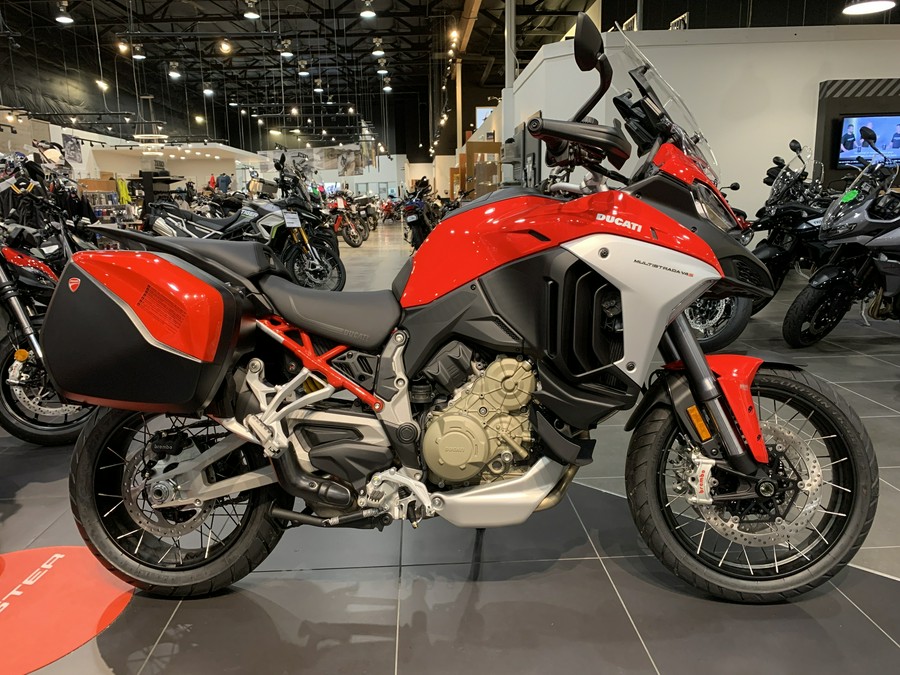 2023 Ducati Multistrada V4 S Travel and Radar SW