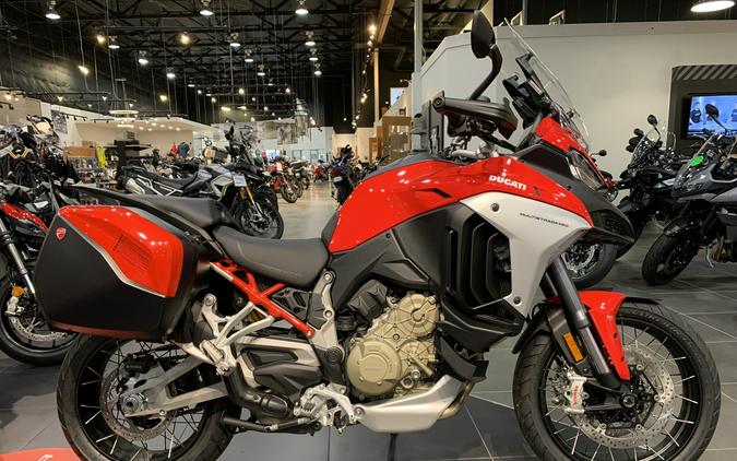 2023 Ducati Multistrada V4 S Travel and Radar SW