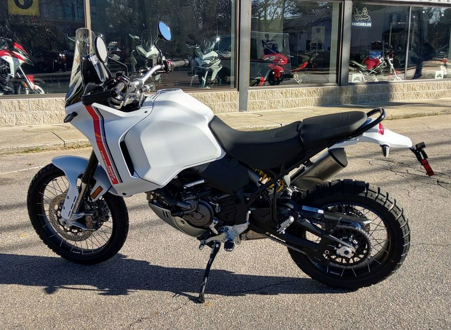 2023 Ducati DesertX Star White Silk