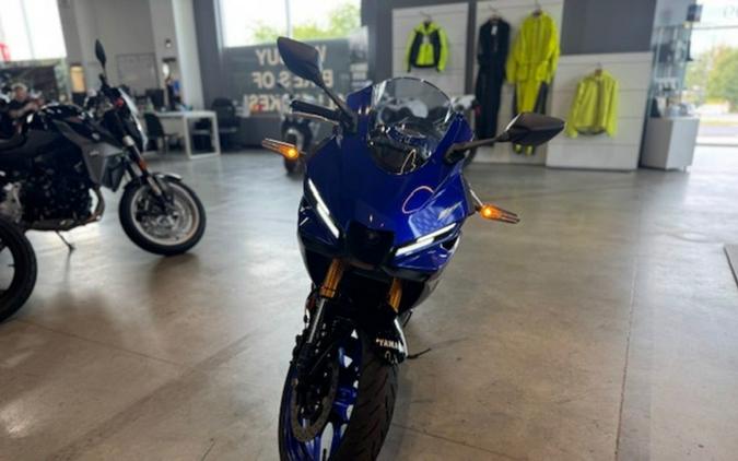 2025 Yamaha YZF R3 ABS CA