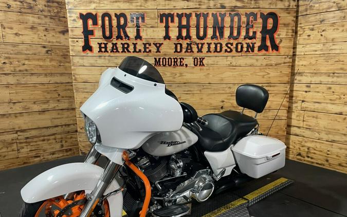 2017 Harley-Davidson Street Glide Special