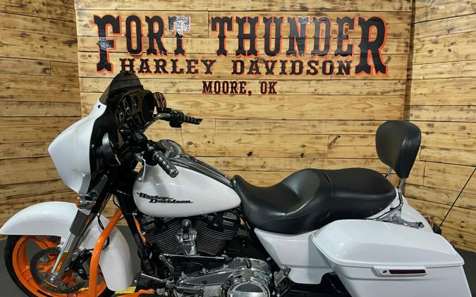 2017 Harley-Davidson Street Glide Special