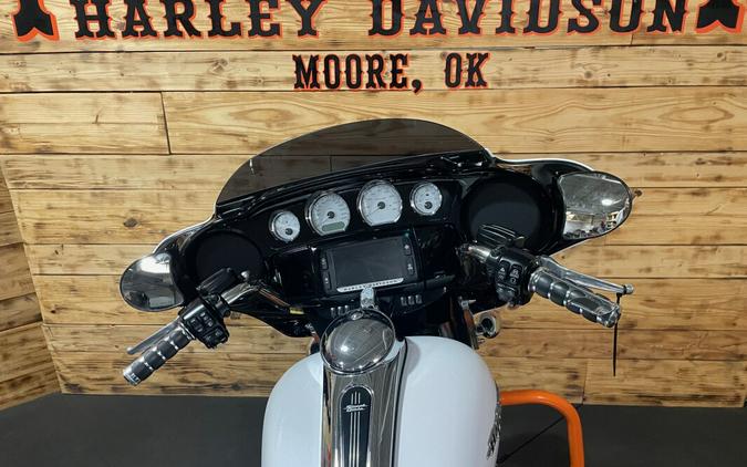 2017 Harley-Davidson Street Glide Special