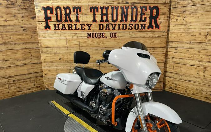 2017 Harley-Davidson Street Glide Special