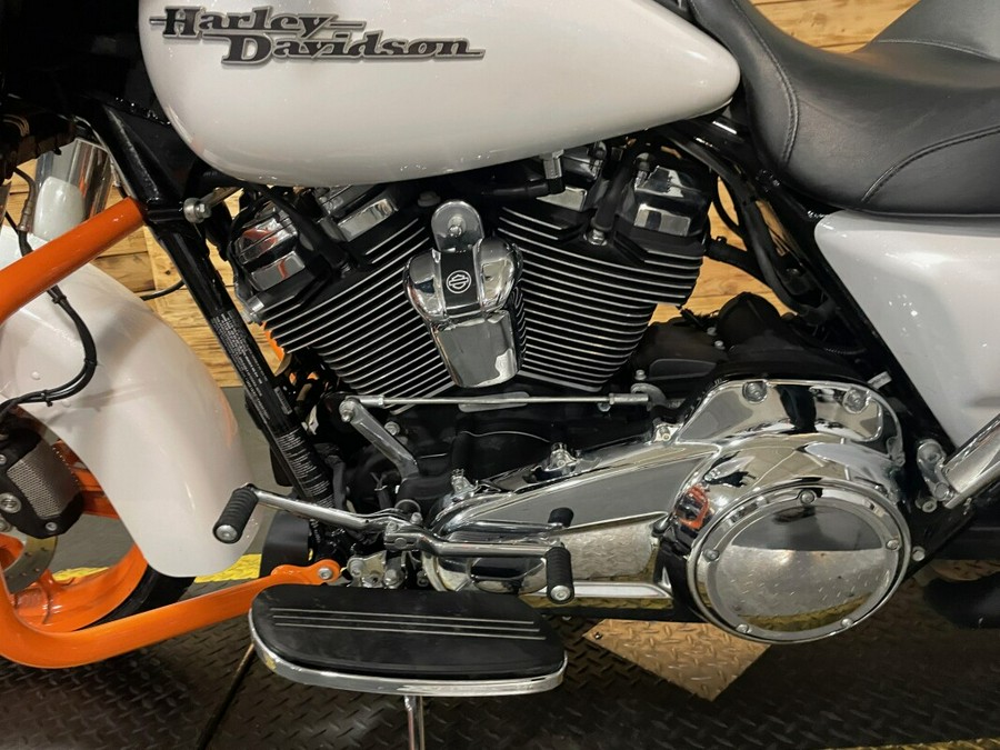 2017 Harley-Davidson Street Glide Special