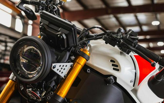 2025 Yamaha XSR900