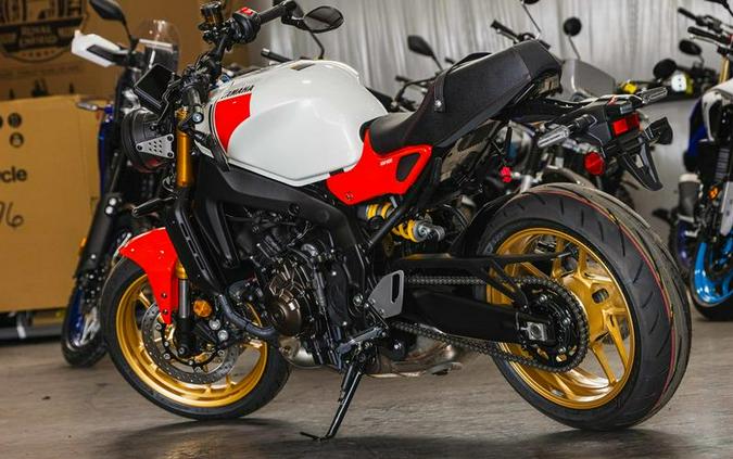 2025 Yamaha XSR900