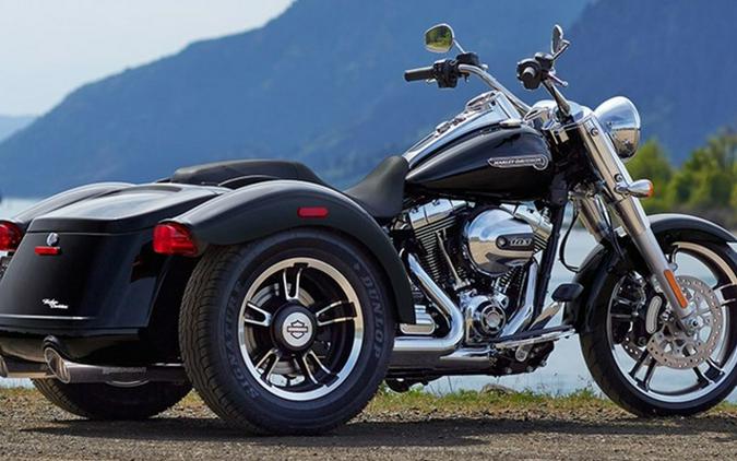 2015 Harley-Davidson Trike FLRT - Freewheeler