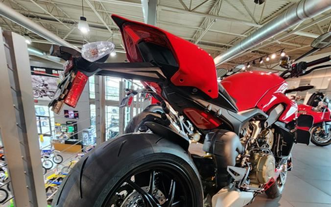 2025 Ducati Streetfighter V4