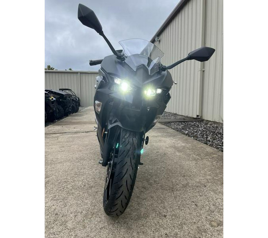 2026 Kawasaki Ninja® 500