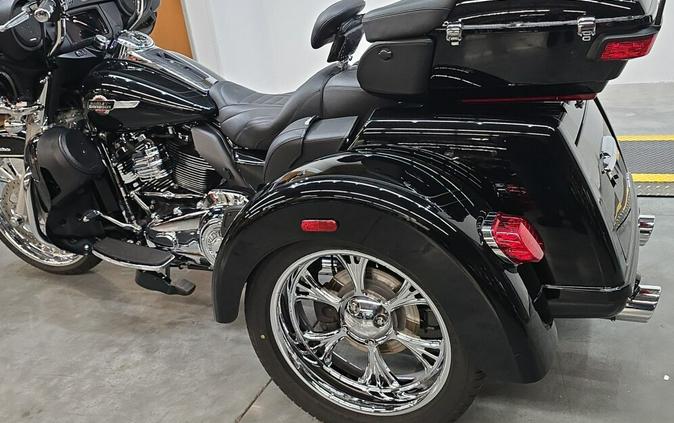 FLHTCUTG 2022 Tri Glide® Ultra