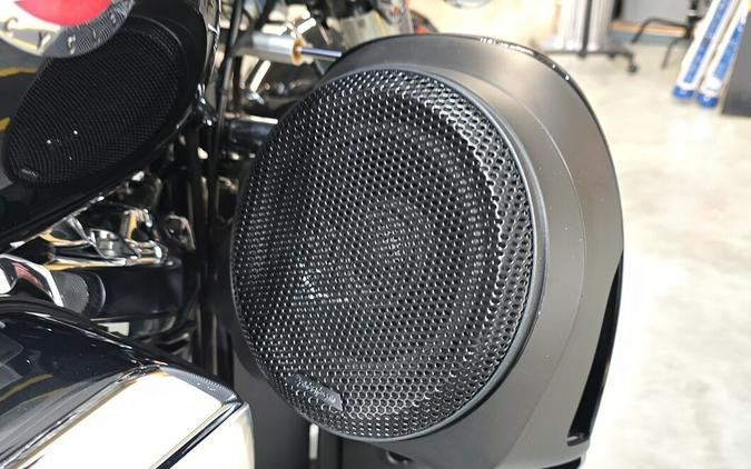 FLHTCUTG 2022 Tri Glide® Ultra