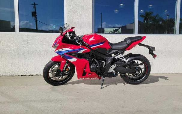 2026 Honda® CBR650R E-Clutch