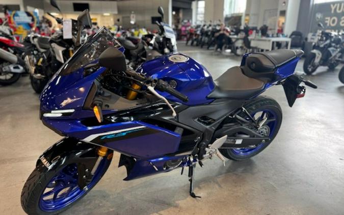 2025 Yamaha YZF R3 ABS CA