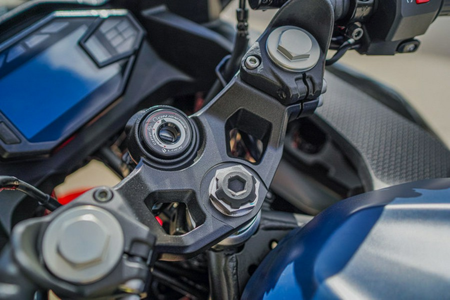 2026 Kawasaki Ninja 500 ABS Metallic Matte Twilight Blue