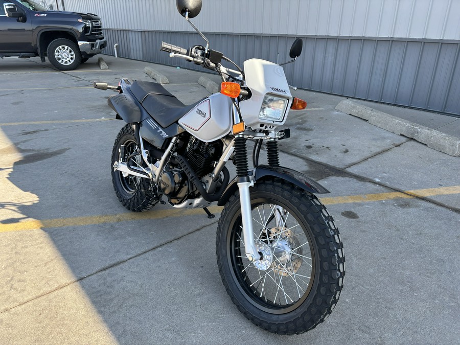 2026 Yamaha TW200