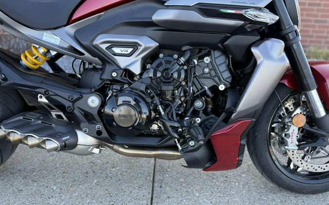 2026 Ducati XDiavel V4 RED