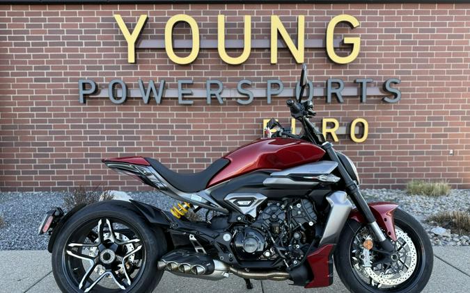 2026 Ducati XDiavel V4 RED