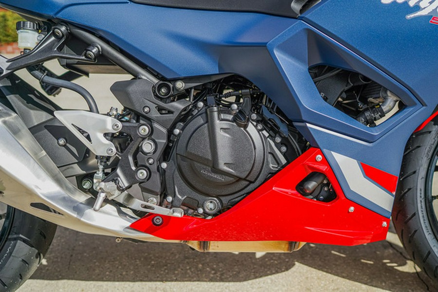 2026 Kawasaki Ninja 500 ABS Metallic Matte Twilight Blue