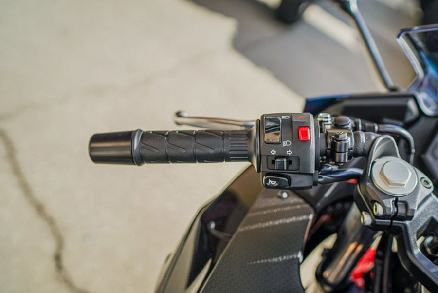 2026 Kawasaki Ninja 500 ABS Metallic Matte Twilight Blue