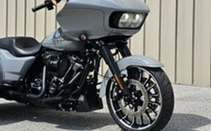 2025 Harley-Davidson FLTRT - Road Glide 3