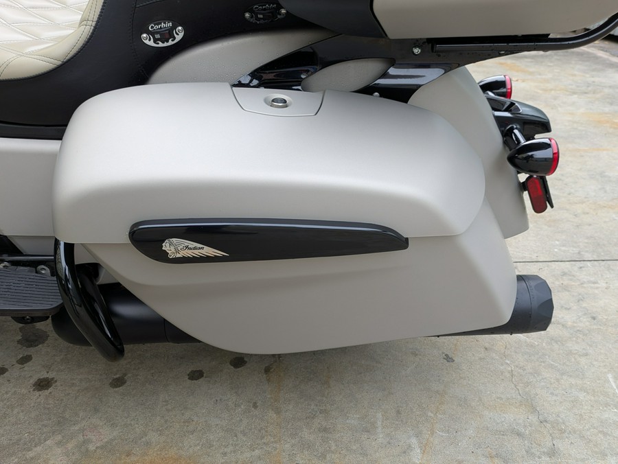 2023 Indian Motorcycle Pursuit® Dark Horse®