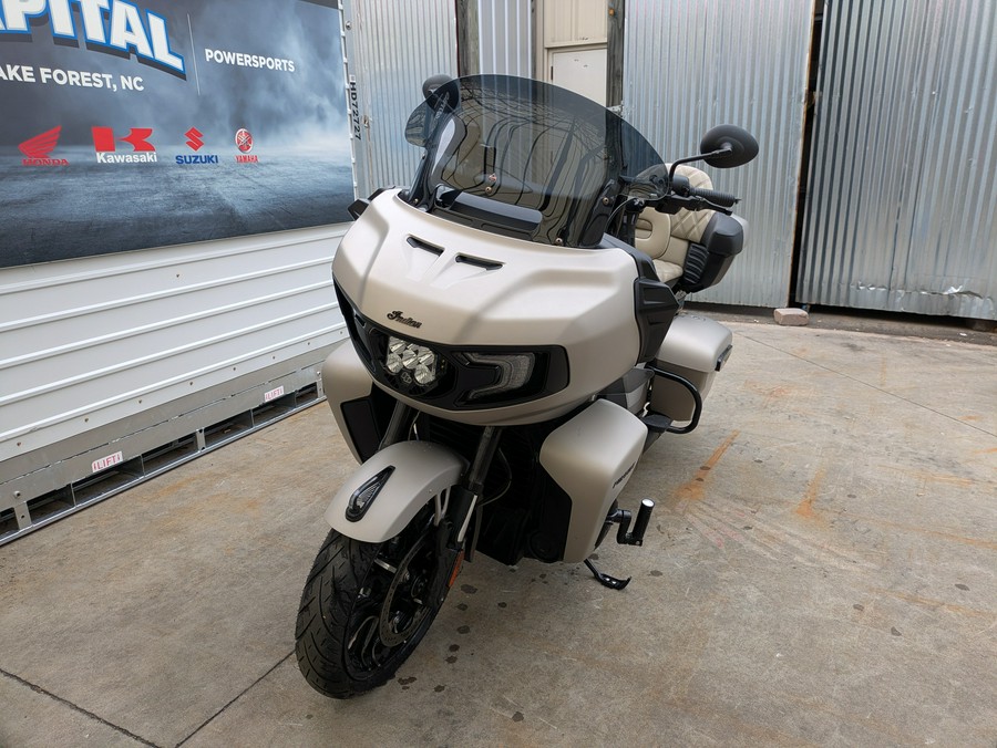 2023 Indian Motorcycle Pursuit® Dark Horse®