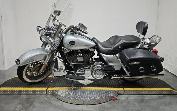 FLHR 2010 Road King® Classic