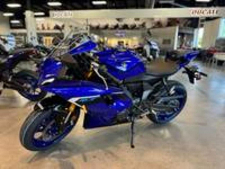 2025 Yamaha YZF R7