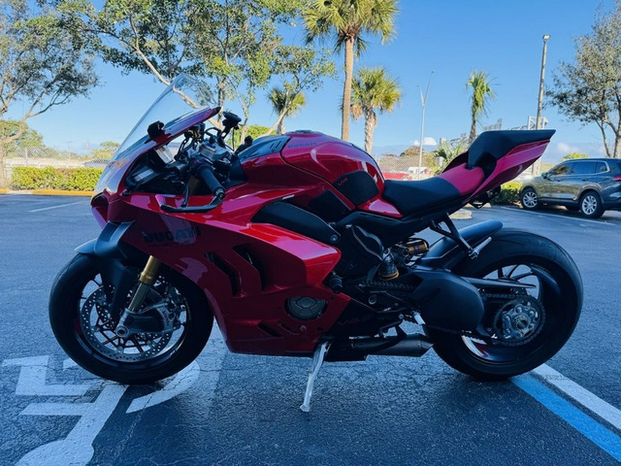 2024 Ducati Panigale V4 S Red