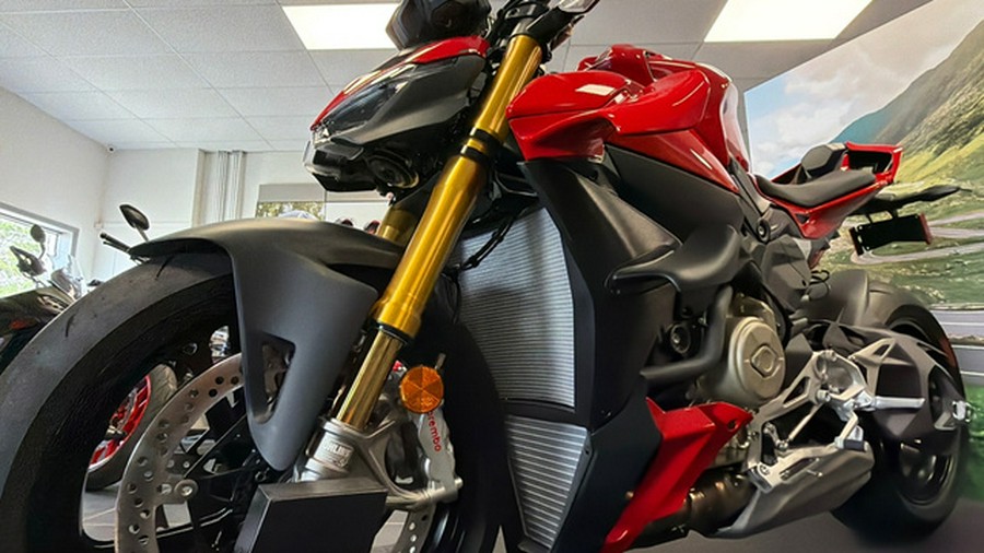 2025 Ducati Streetfighter V4 S