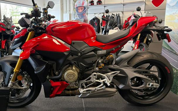 2025 Ducati Streetfighter V4 S