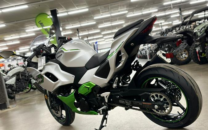 2024 Kawasaki Ninja 7 Hybrid ABS