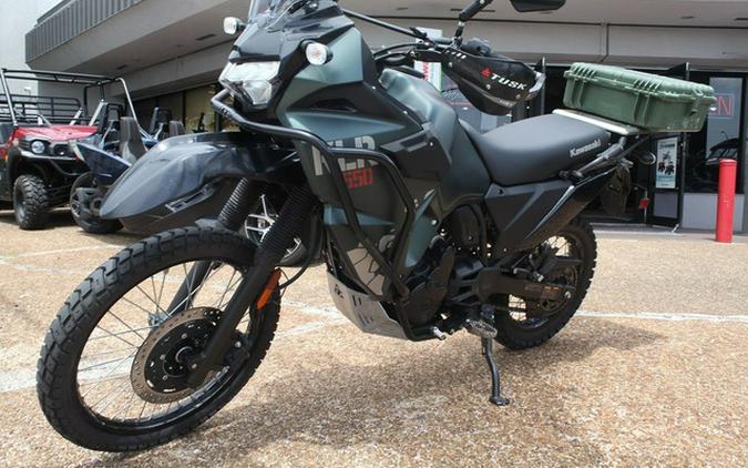 2025 Kawasaki KLR650 Metallic Matte Old School Green