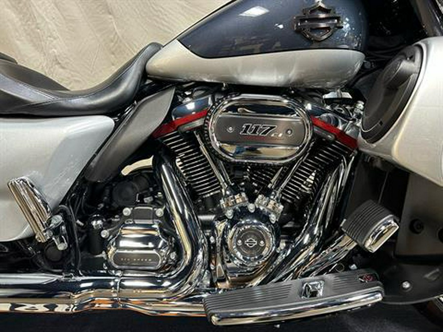 2019 Harley-Davidson CVO™ Street Glide®