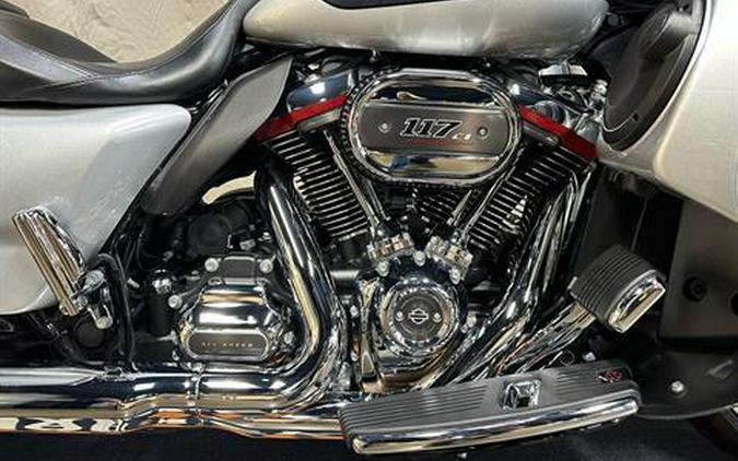 2019 Harley-Davidson CVO™ Street Glide®