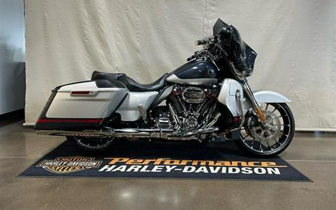 2019 Harley-Davidson CVO™ Street Glide®